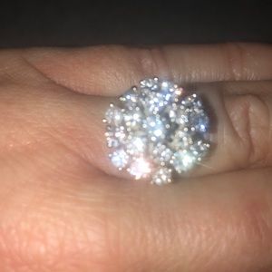 Amazing diamond ring!